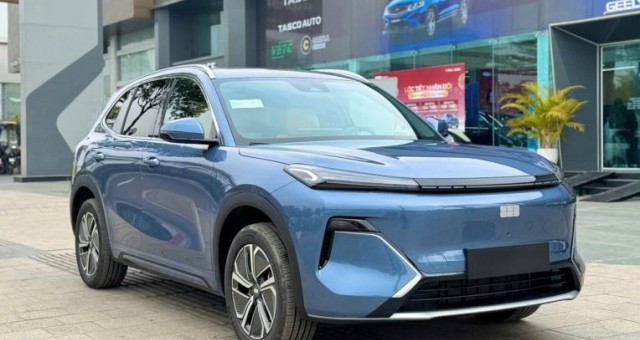 Đại lý báo nhận đặt cọc Geely EX5 EM-i: Bản cao cấp nhất có giá dự kiến hơn 1 tỷ đồng, đi kèm loạt trang bị 'xịn sò'